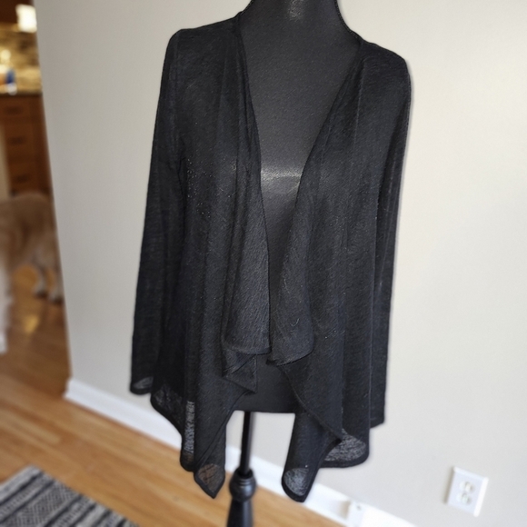 Elegant Black Cardigan - Picture 1 of 3